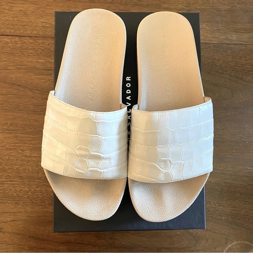 Freda Salvador Lea Sport Slide